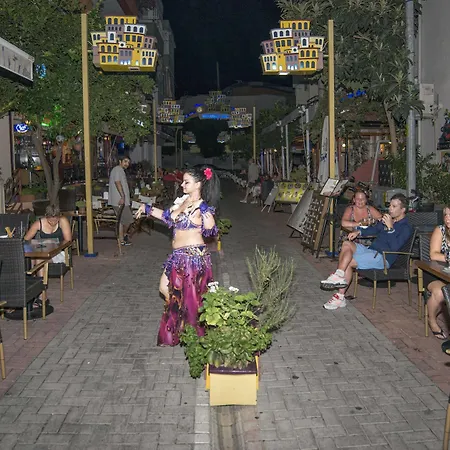 Kleopatra Bebek Hotel